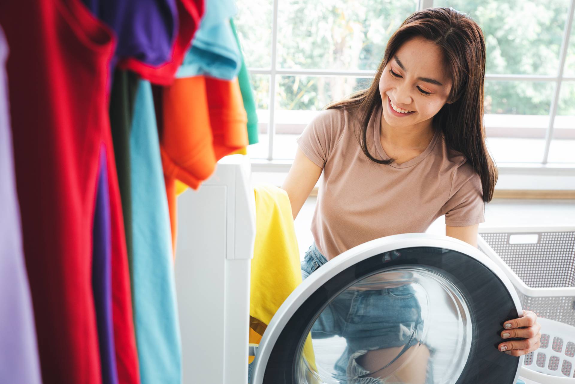 Cleaning: A T-shirt’s Stained Life Cycle